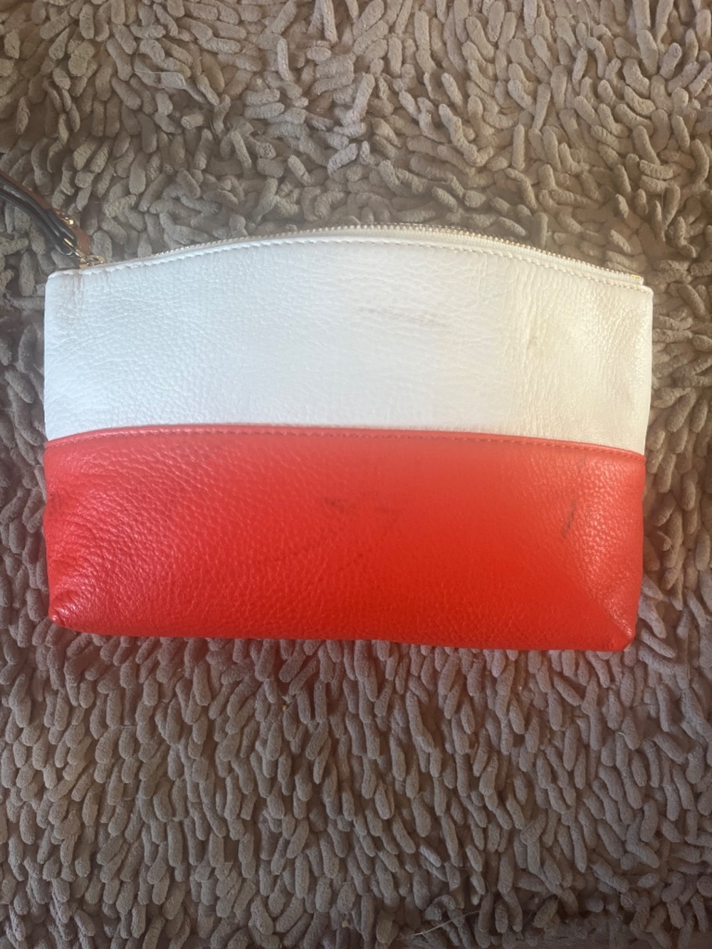 Michael Kors two-tone white and coral leather wristlet - Picture 2 of 6
